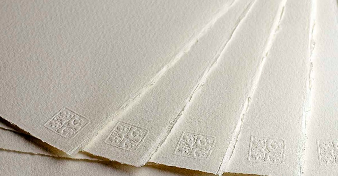 Carta per acquerello St Cuthberts Mill - Saunders Waterford - 100% cotone -  grana satinata - 425gr - 56 x 76 cm - bianca - confezione da 3 fogli